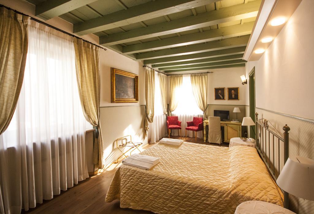 Villa Vecelli Cavriani Mozzecane Exterior foto